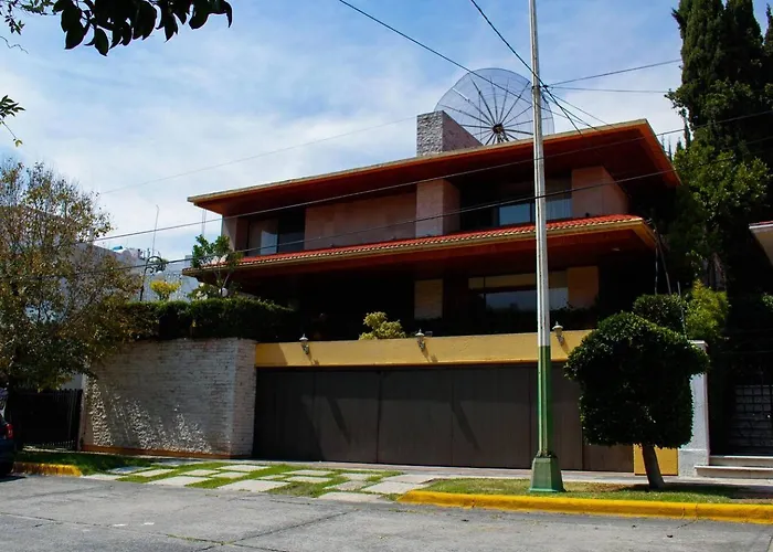 Casa De Huespedes En Satelite - Boutique Rosas *