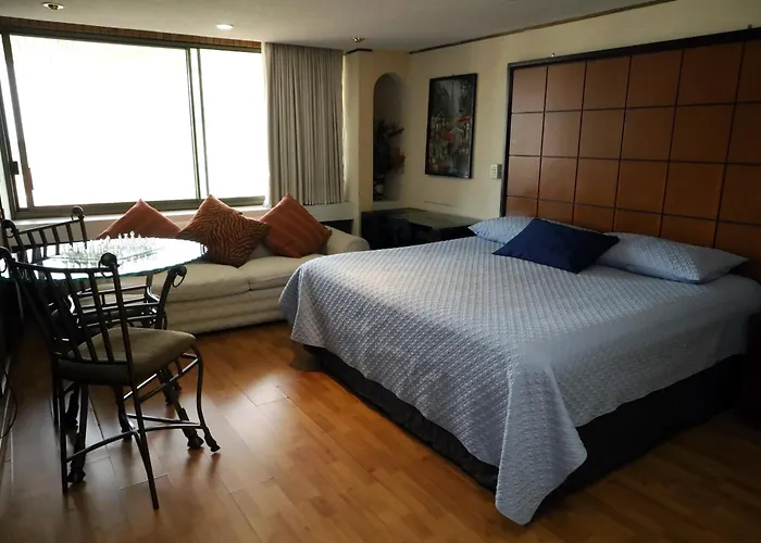 Casa De Huespedes En Satelite - Boutique Rosas Homestay Mexico City