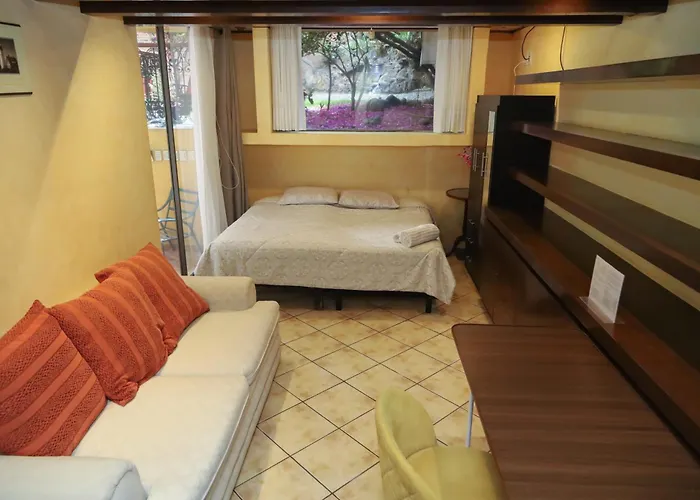 Casa De Huespedes En Satelite - Boutique Rosas Homestay *