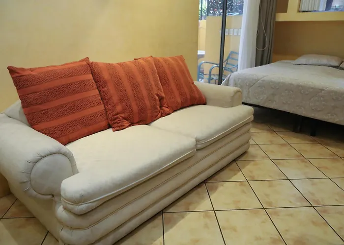 Casa De Huespedes En Satelite - Boutique Rosas Homestay *