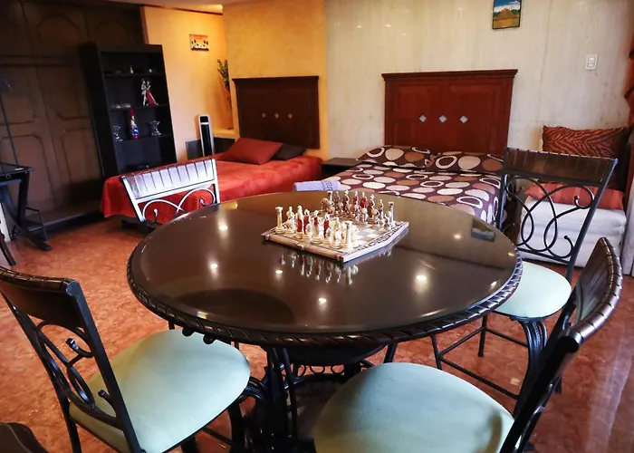 Homestay Casa De Huespedes En Satelite - Boutique Rosas