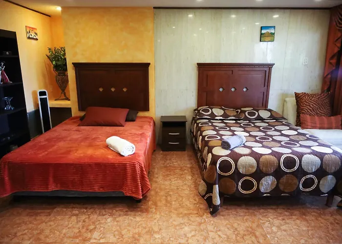 Casa De Huespedes En Satelite - Boutique Rosas