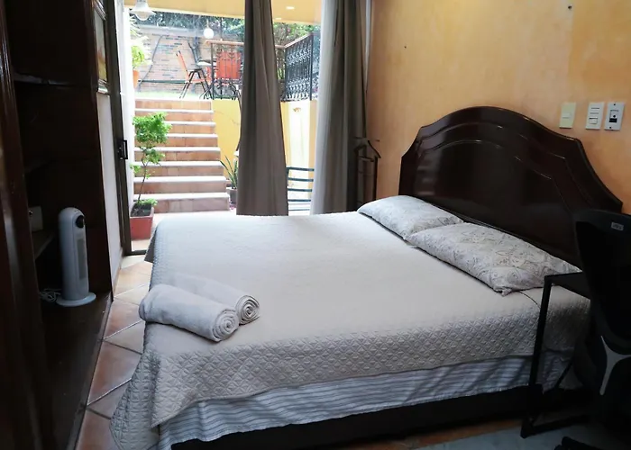 Casa De Huespedes En Satelite - Boutique Rosas * Mexico City